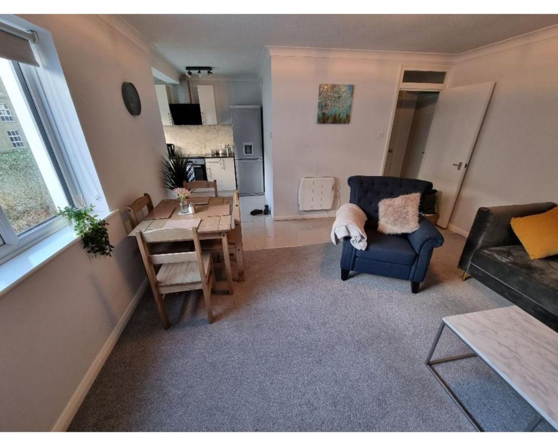 Canal Side Retreat - 2 Bedroom Apartment Heybridge  المظهر الخارجي الصورة