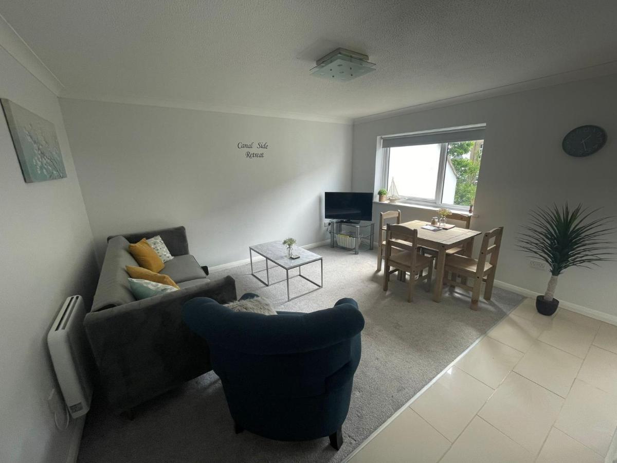 Canal Side Retreat - 2 Bedroom Apartment Heybridge  المظهر الخارجي الصورة